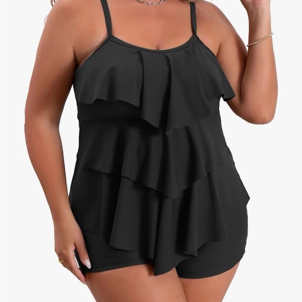b2prity Tankini with Boy shorts Black Ruffle NWT 18 Plus Retails At $40